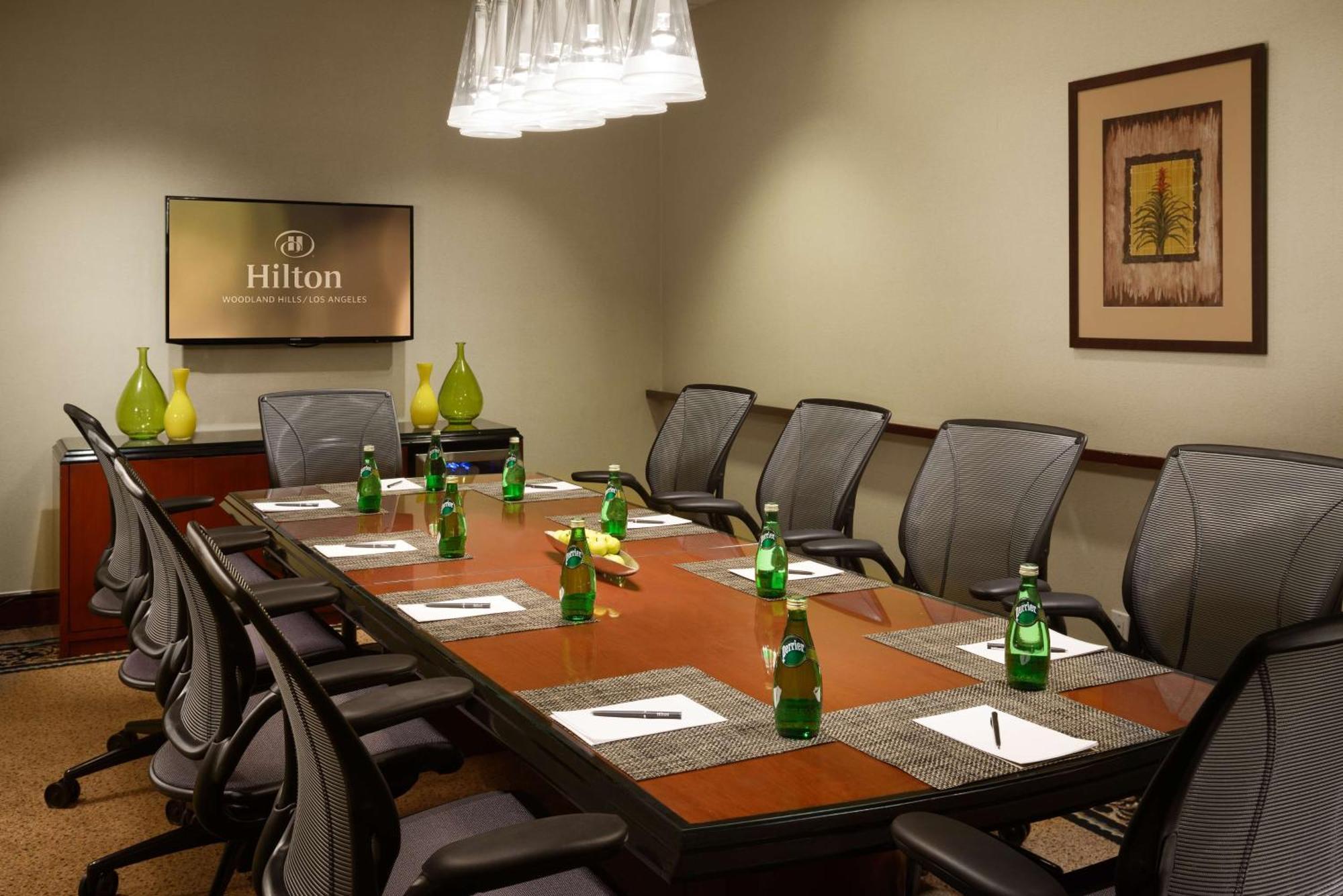 Hilton Woodland Hills/ Los Angeles Extérieur photo