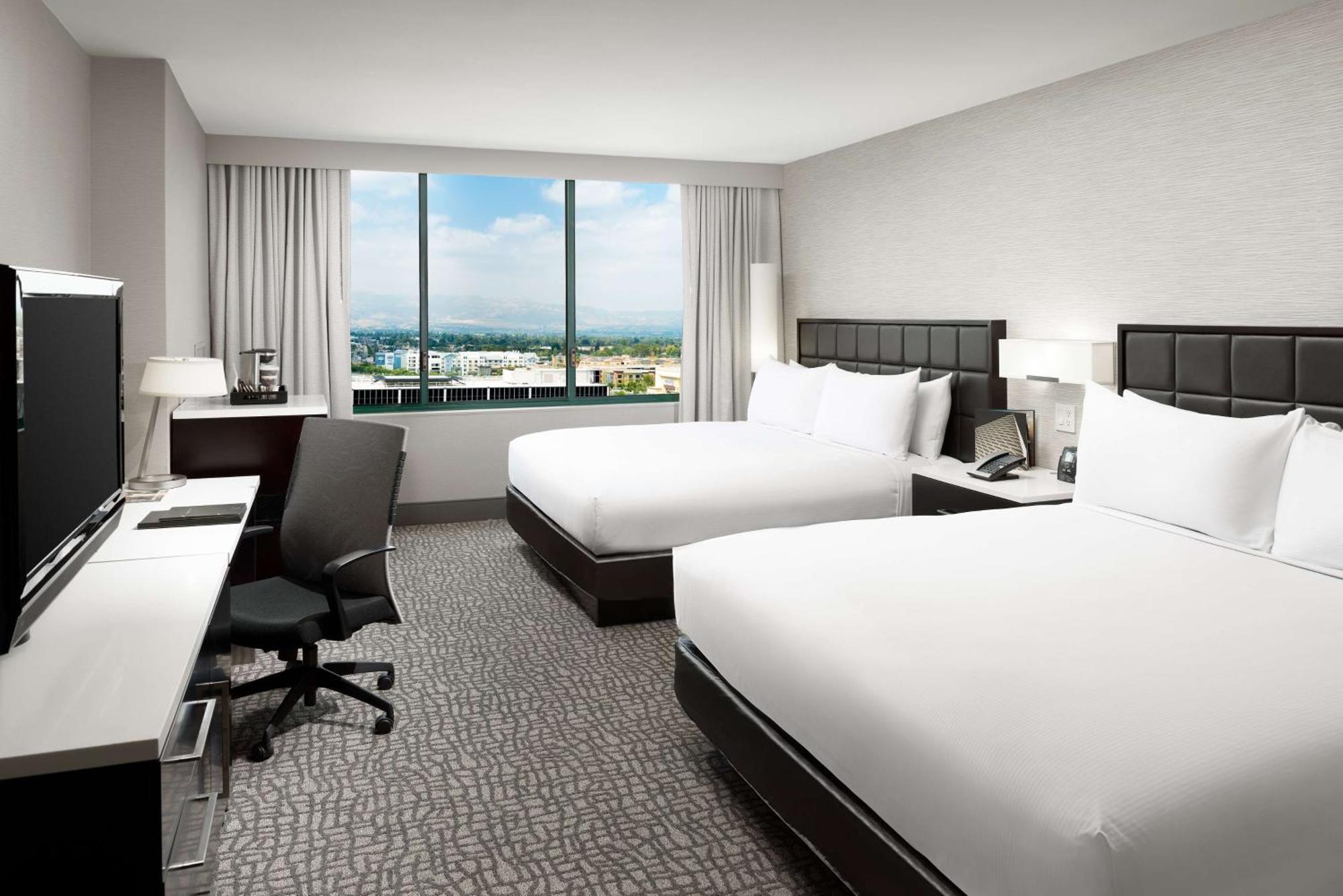Hilton Woodland Hills/ Los Angeles Extérieur photo